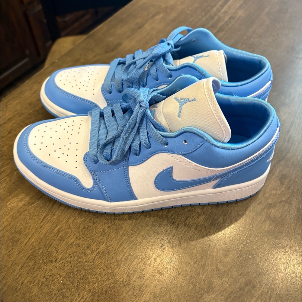 Nike Jordan Low - Color UNC